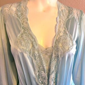 Vintage “Miss Elaine” Two piece aqua negligee set Sz Med